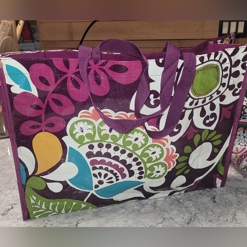 VERA BRADLEY Totes. Set Of 3. Never Used!